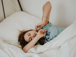 Memahami Sleep Inertia: Mengapa Anda Merasa Bingung dan Lelah Setelah Bangun Tidur?