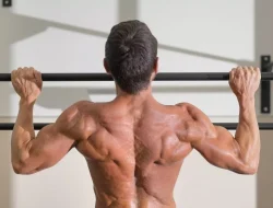 Pull-Up: Latihan Kekuatan Tubuh yang Efektif